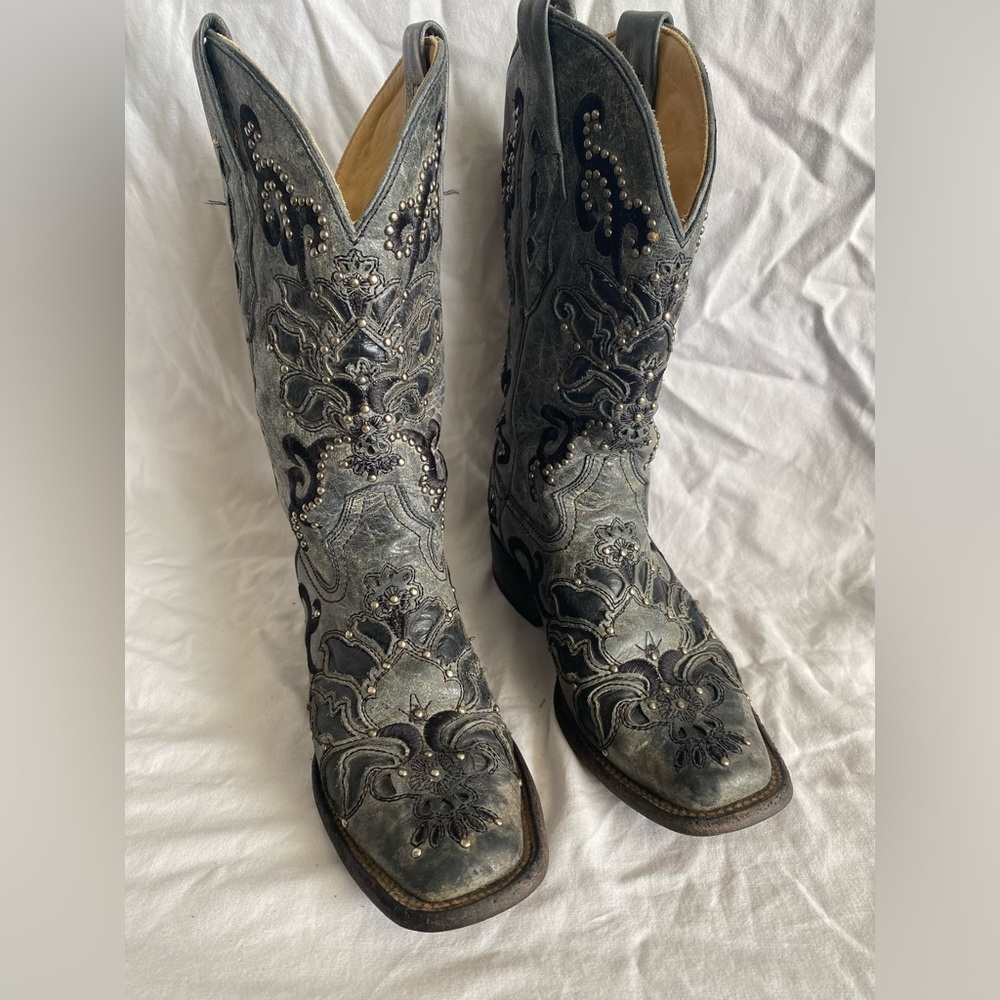 Corral Vintage A1130 Gray Black Studs Leather Cowboy Boots Women’s Size 7M - Picture 2 of 14
